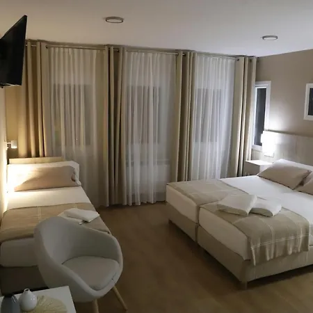 Aires Do Umia 게스트하우스 칼다스 데 레이스