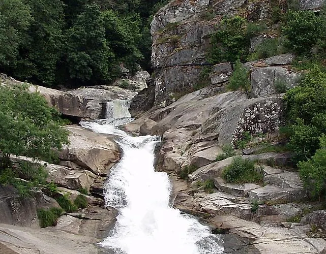 招待所 Aires Do Umia 4*